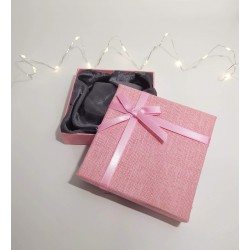 Boîte cadeau rose